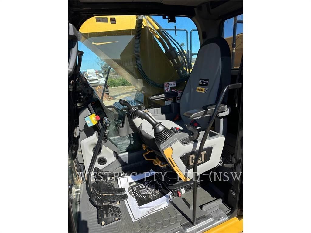 CAT 352-07 Bagri goseničarji