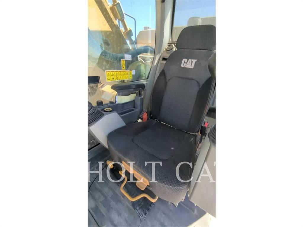 CAT 352 11 TC Bagri goseničarji