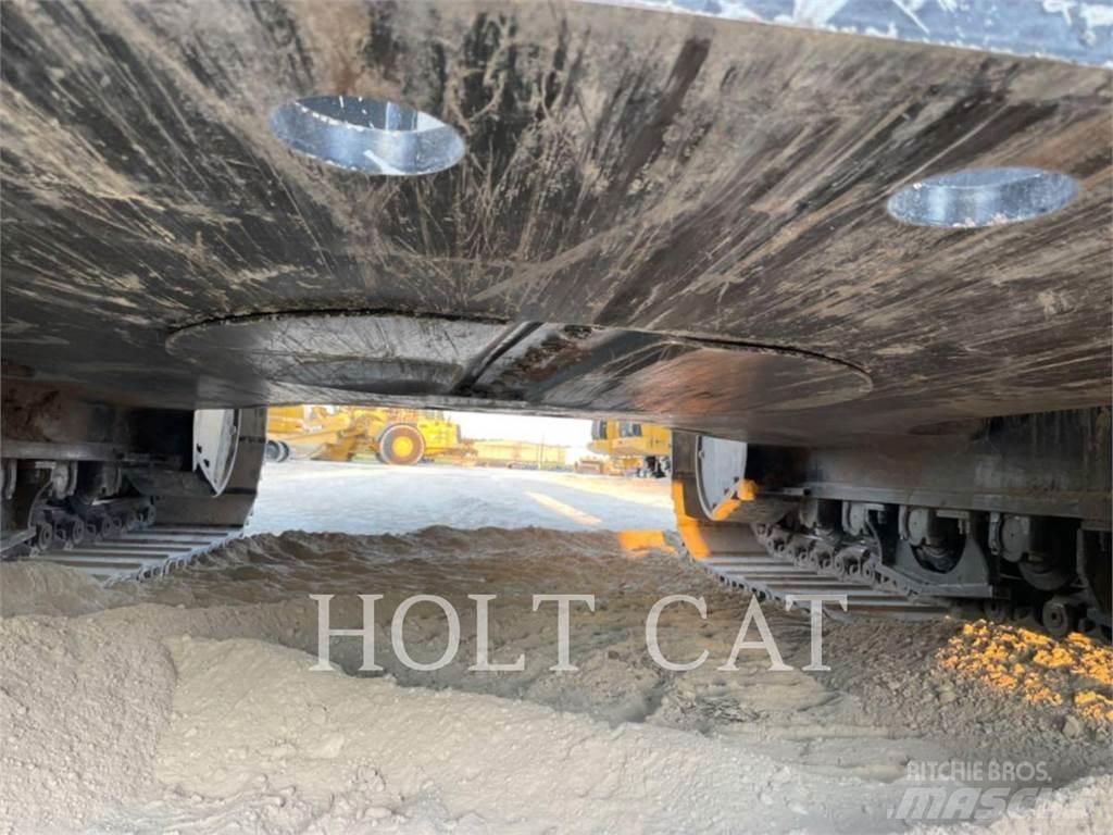 CAT 352 11 TC Bagri goseničarji