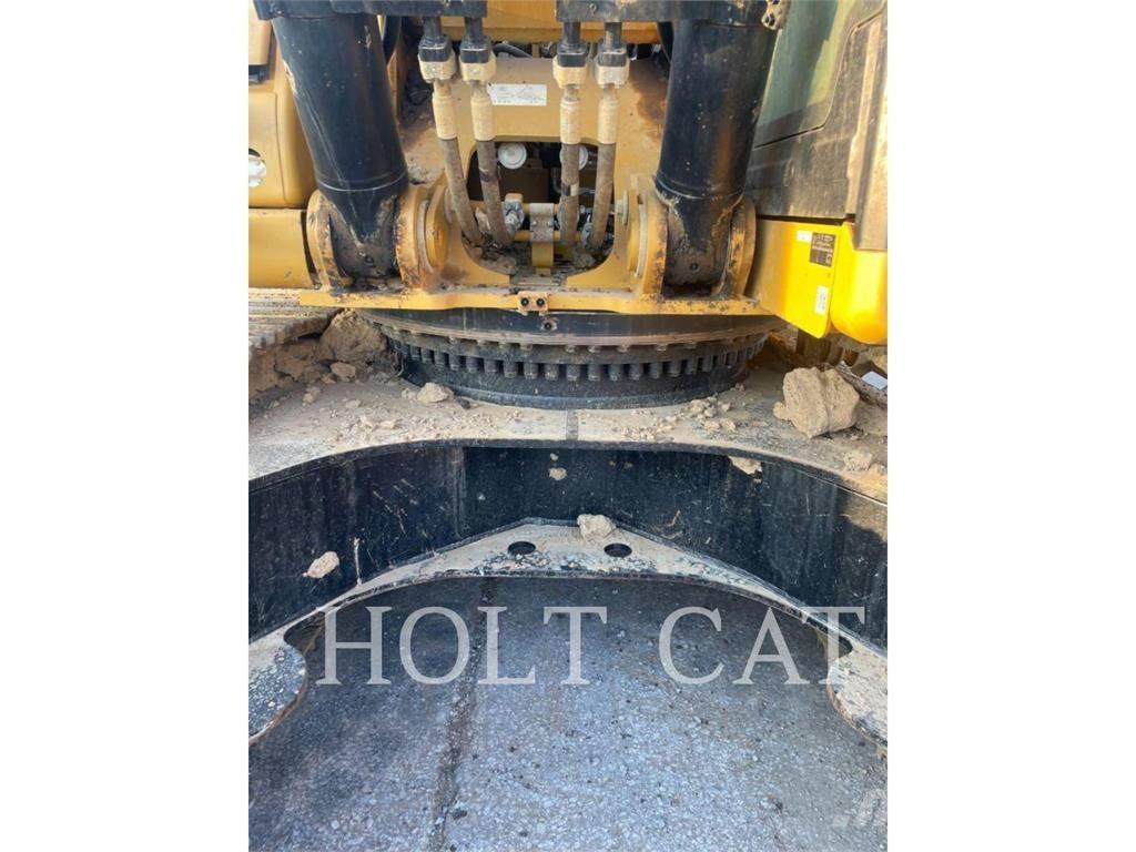 CAT 352 11 TC Bagri goseničarji