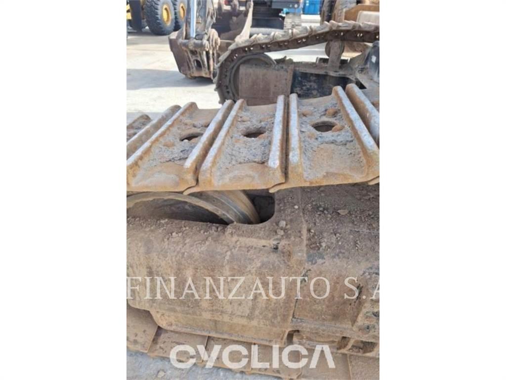 CAT 352FL Bagri goseničarji