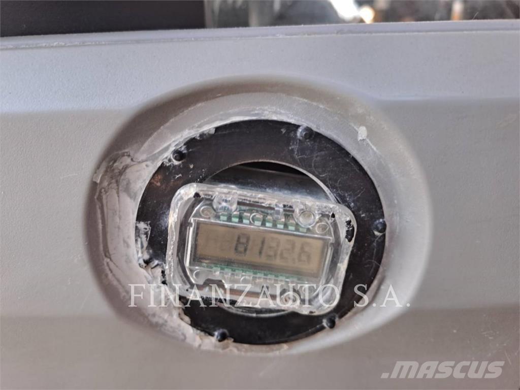 CAT 352FL Bagri goseničarji