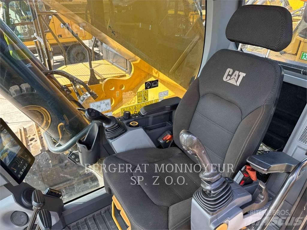 CAT 374 Bagri goseničarji