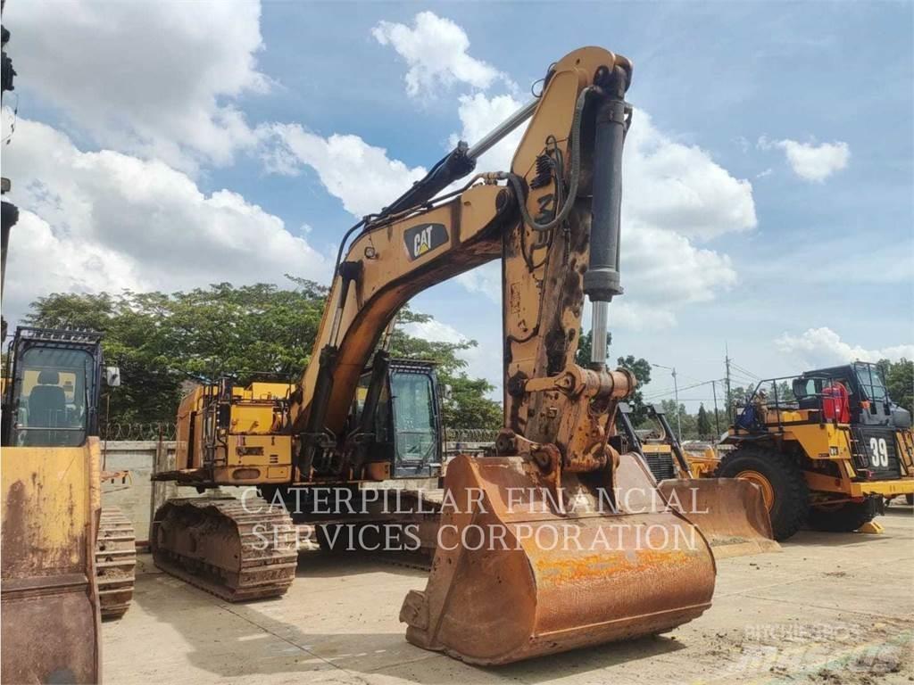 CAT 374F Bagri goseničarji