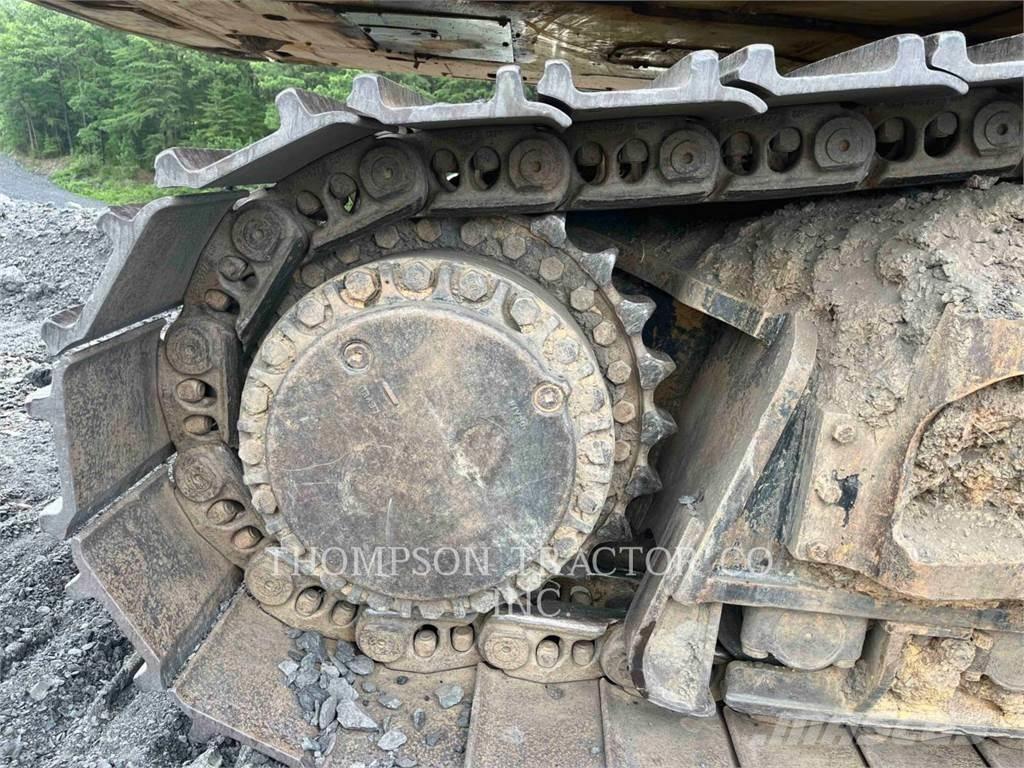 CAT 390FL Bagri goseničarji
