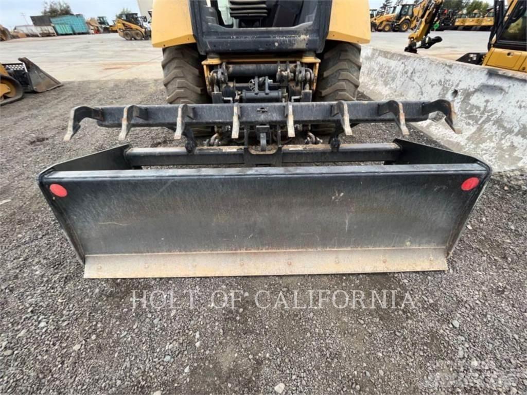 CAT 415F2IL Kolesni nakladalci