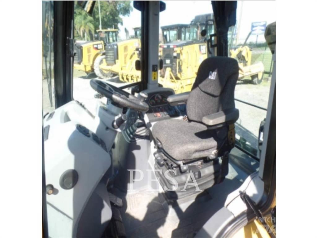 CAT 420 F 2 Rovokopači