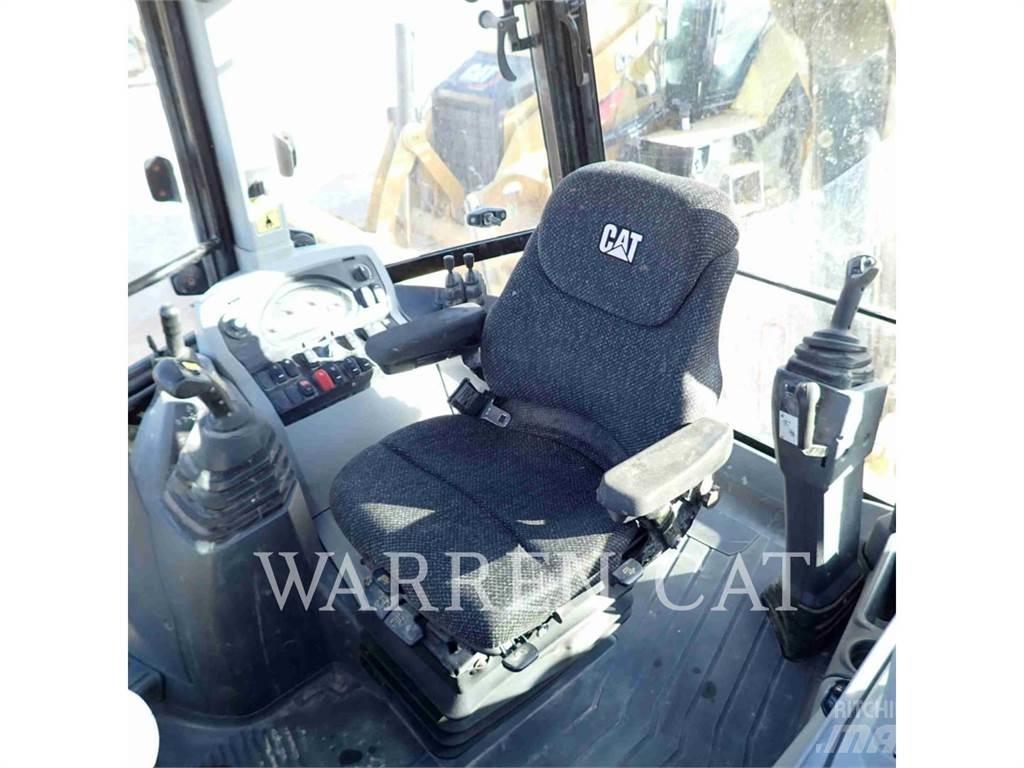 CAT 420F2 AE4T Rovokopači