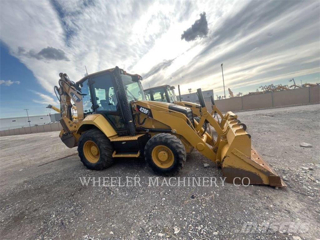 CAT 420F2 E Rovokopači