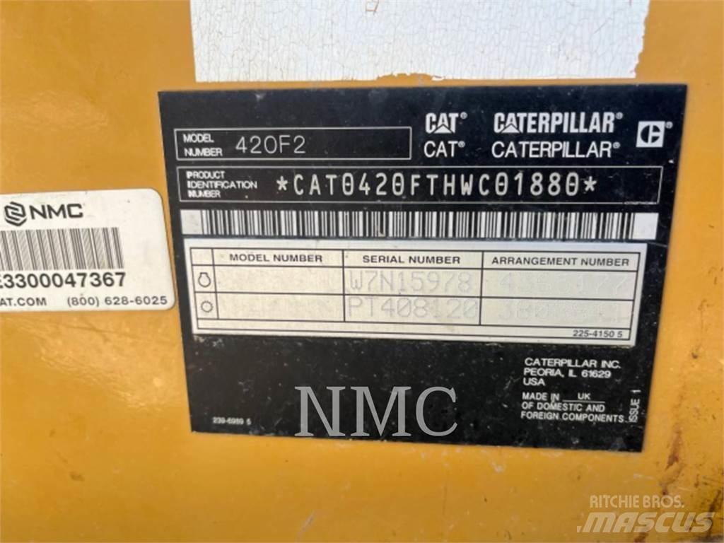 CAT 420F2 ST Rovokopači