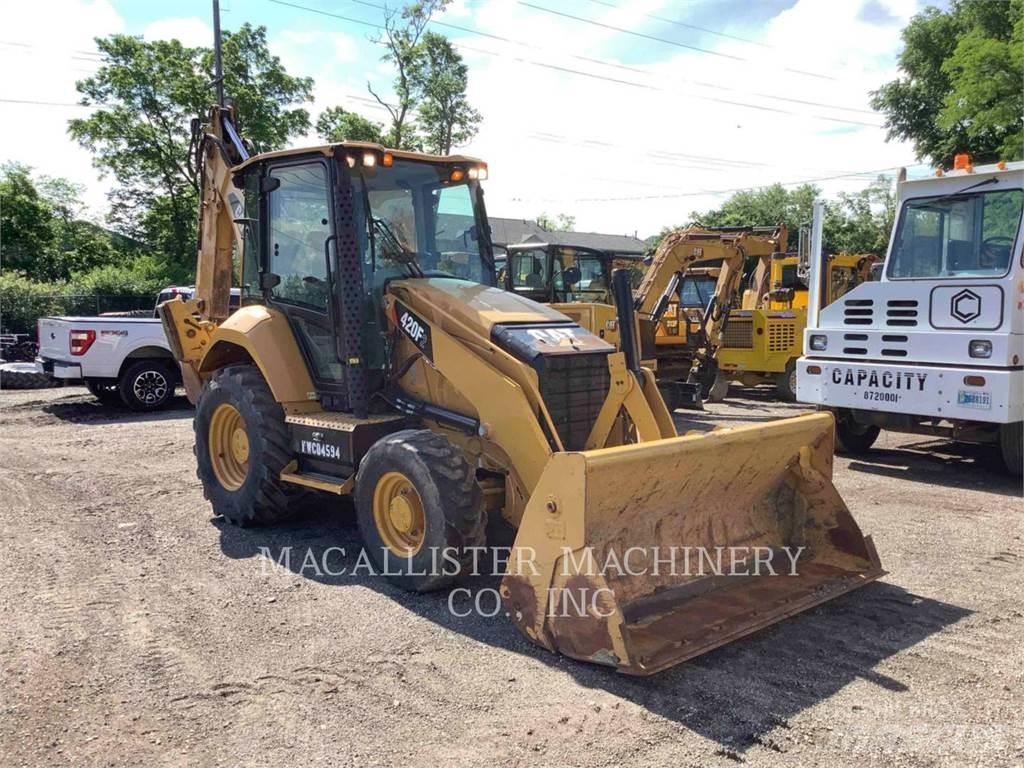 CAT 420F2ST Rovokopači