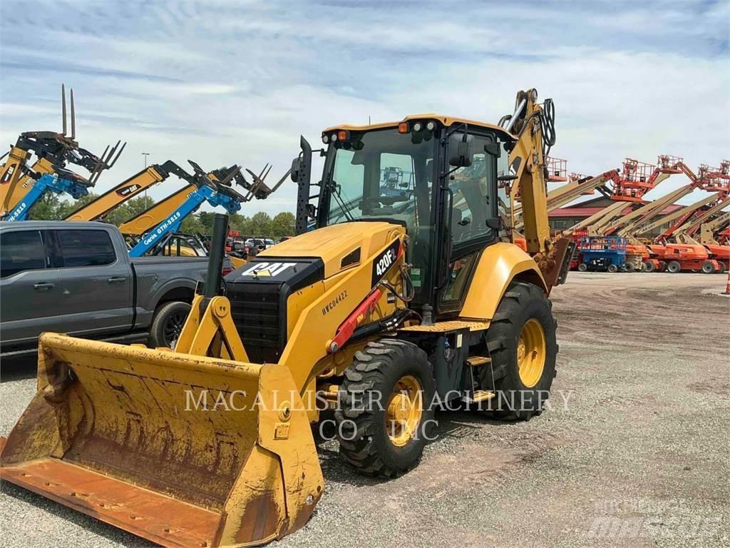 CAT 420F2ST Rovokopači