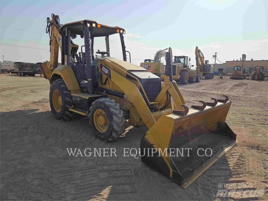 CAT 420F2ST Rovokopači