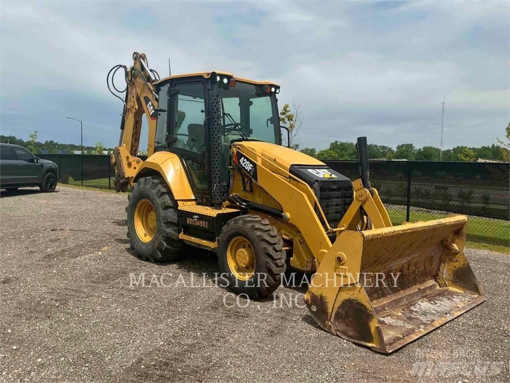 CAT 420F2ST Rovokopači