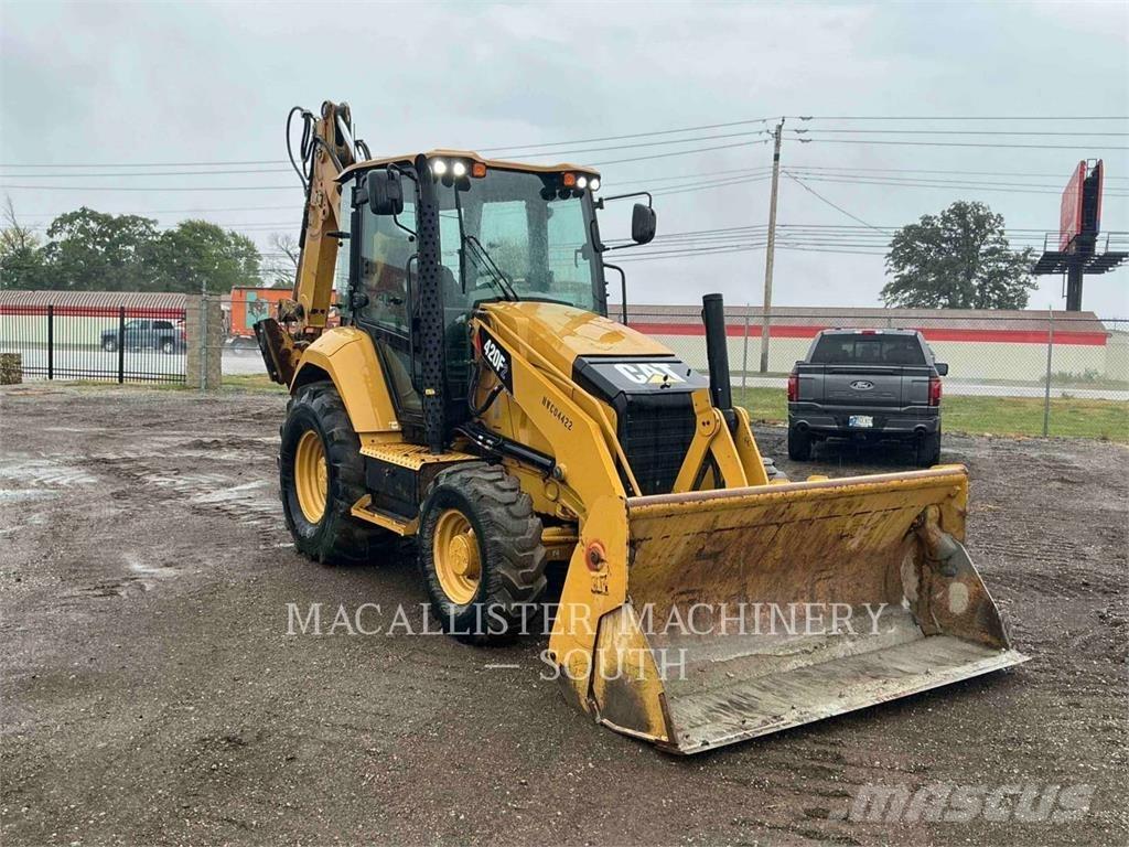 CAT 420F2ST Rovokopači