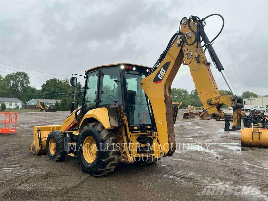 CAT 420F2ST Rovokopači