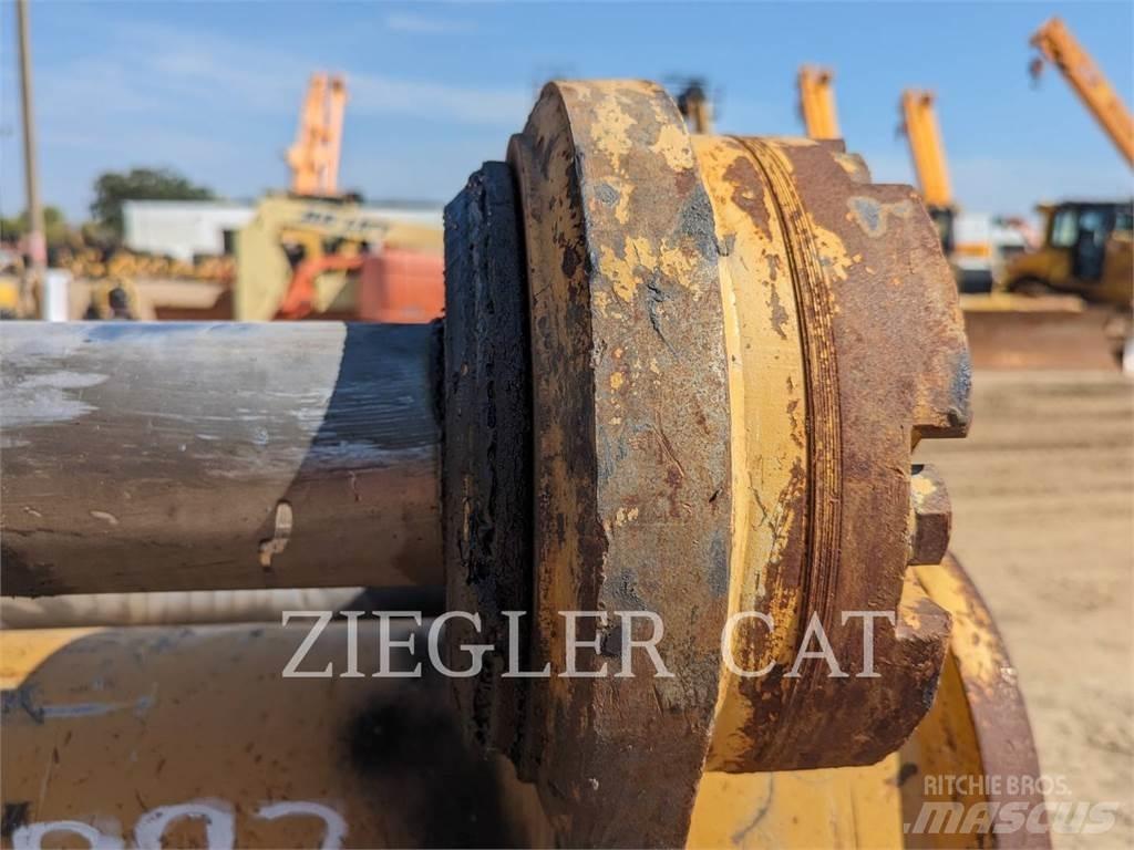 CAT 42DB Žlice