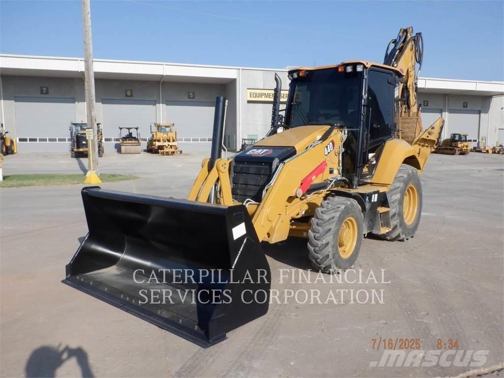 CAT 440-07 Rovokopači