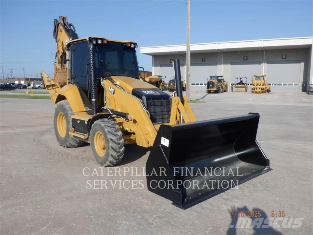 CAT 440-07 Rovokopači