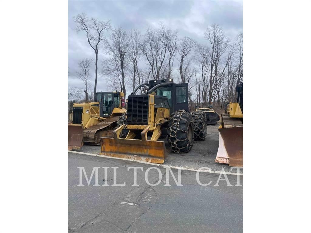 CAT 535C Skiderji