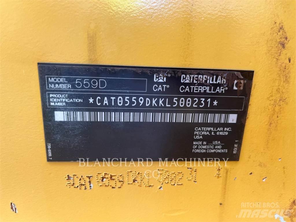 CAT 559D Nakladalci za les