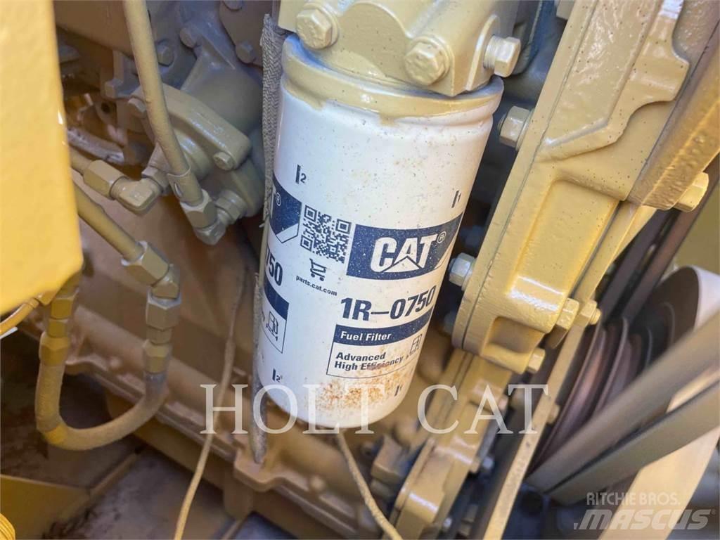 CAT 572G Buldožerji za polaganje cevi