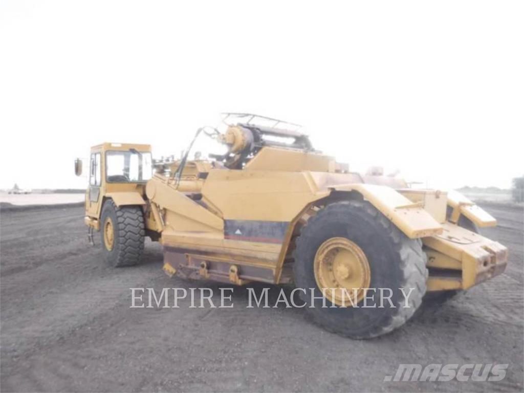 CAT 613C Strgalci