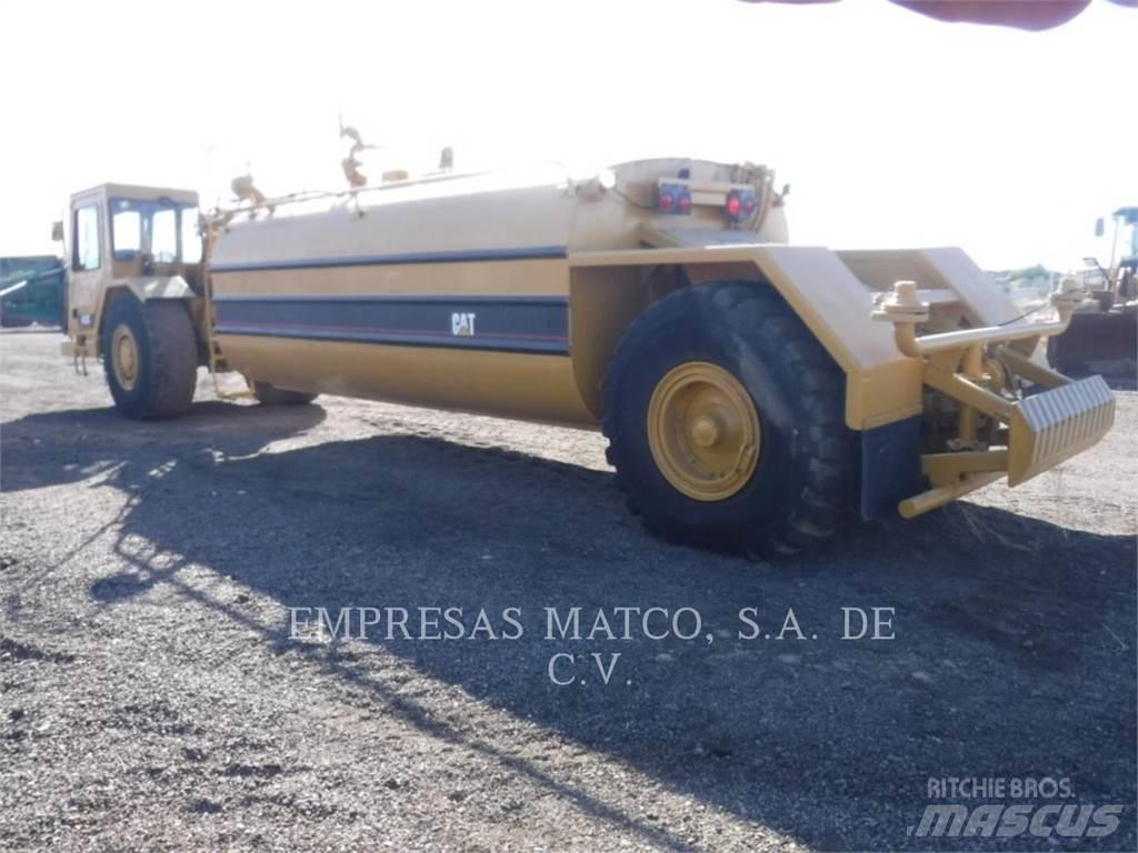 CAT 613C Tovornjaki za vodo