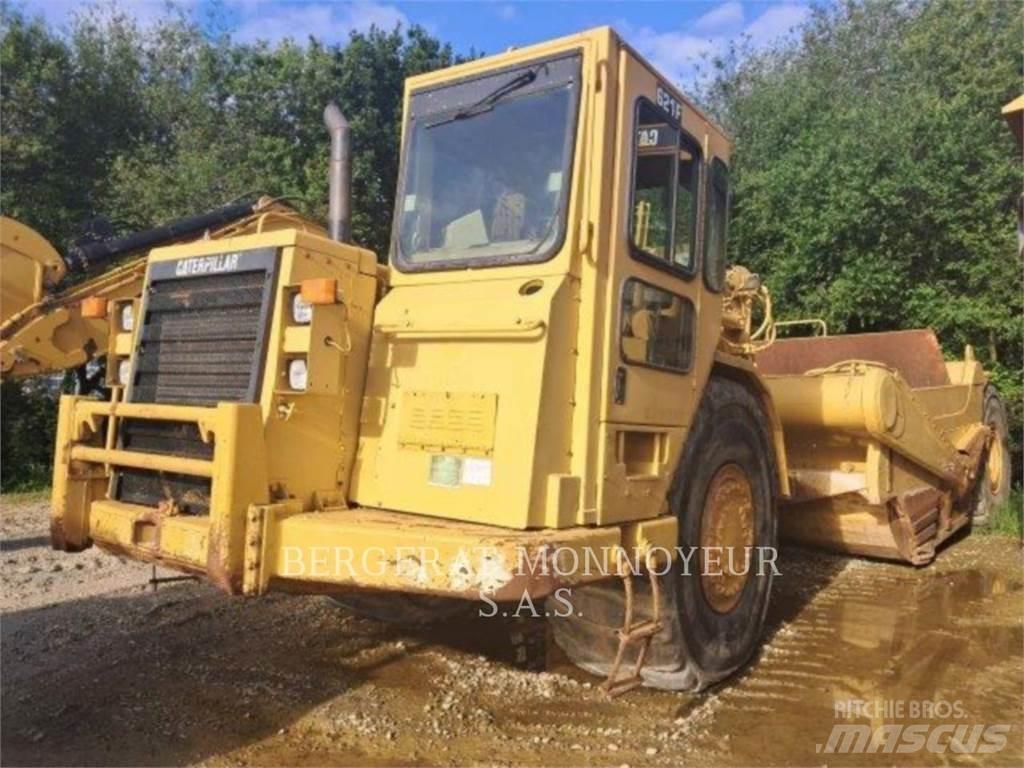 CAT 621F Strgalci