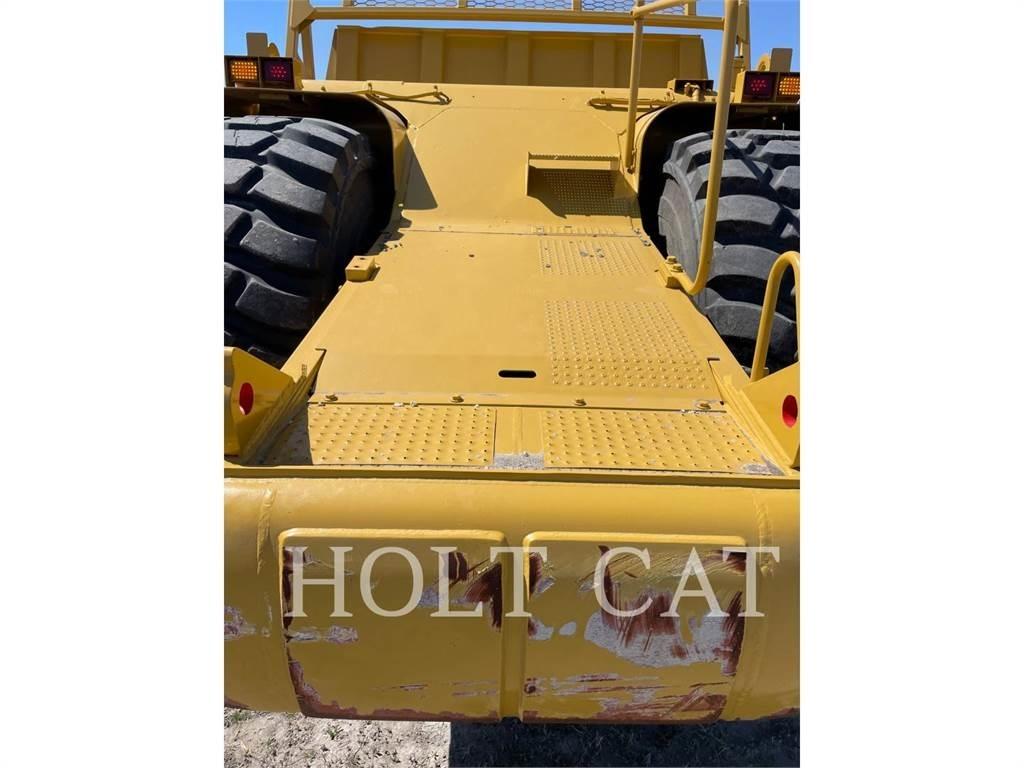 CAT 621G Strgalci