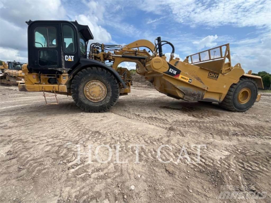 CAT 621K Strgalci