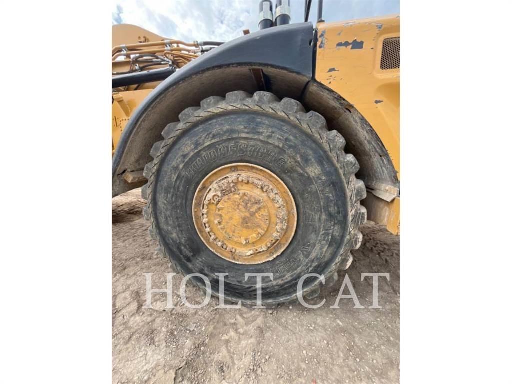 CAT 621K Strgalci