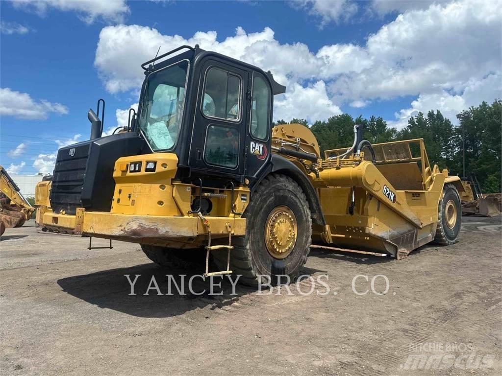 CAT 621K Strgalci