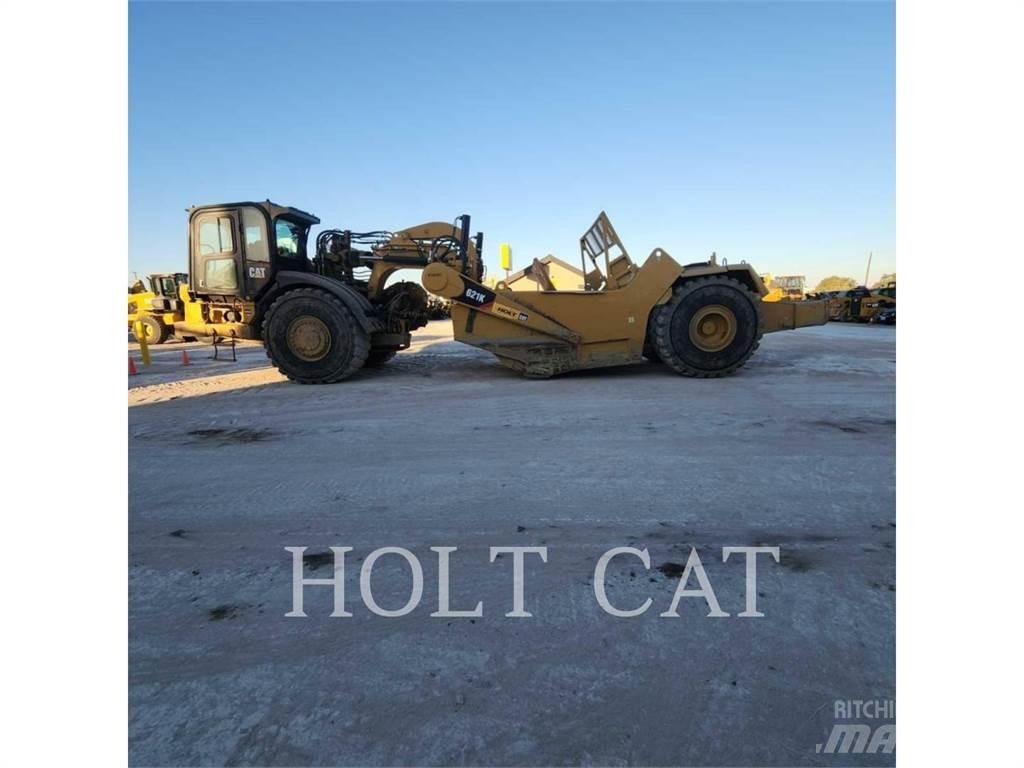 CAT 621K Strgalci