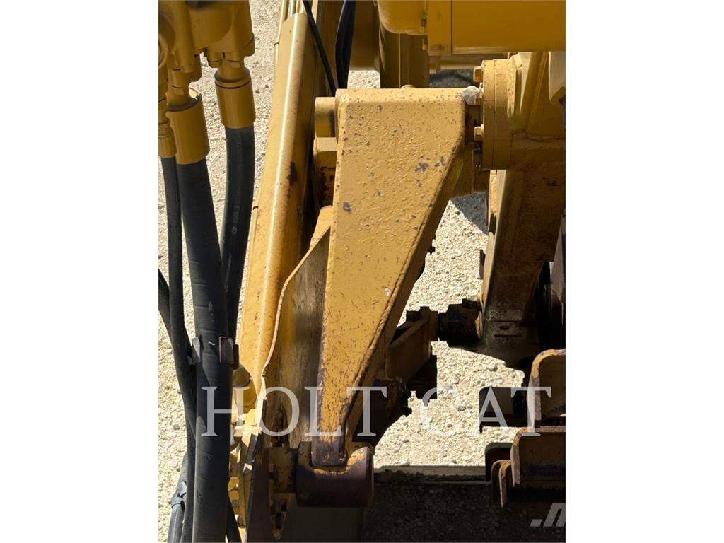 CAT 623F Strgalci
