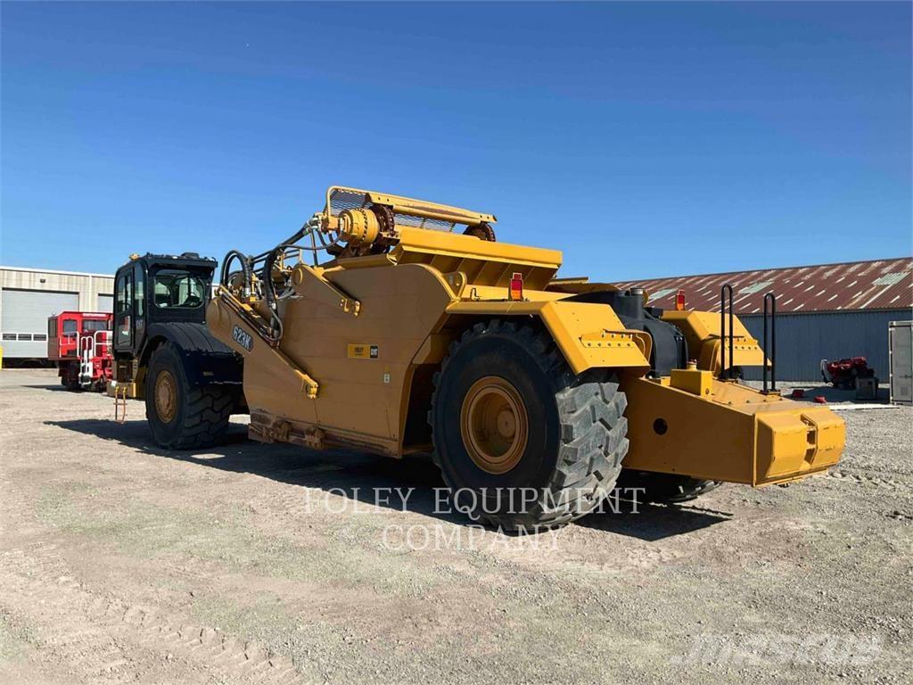 CAT 623K Strgalci