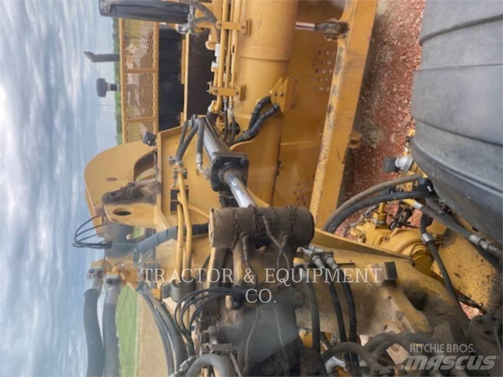 CAT 627H Strgalci