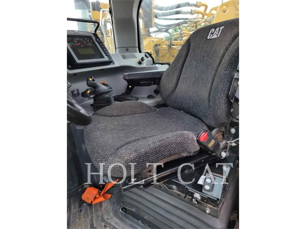 CAT 627K Strgalci