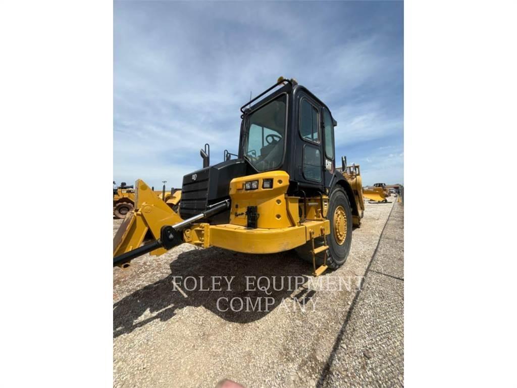 CAT 627K Bagri goseničarji