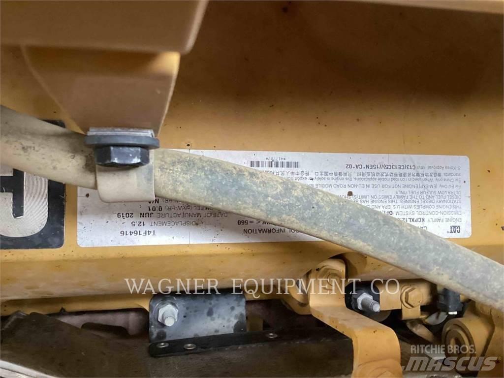 CAT 627K Strgalci