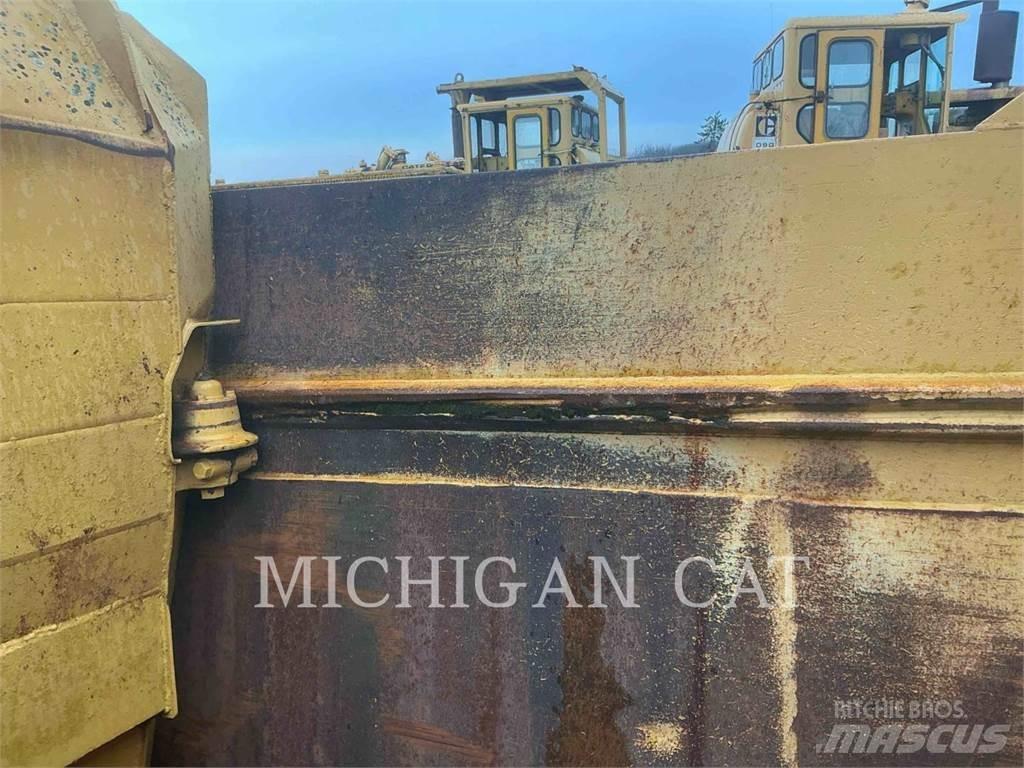 CAT 631C Strgalci