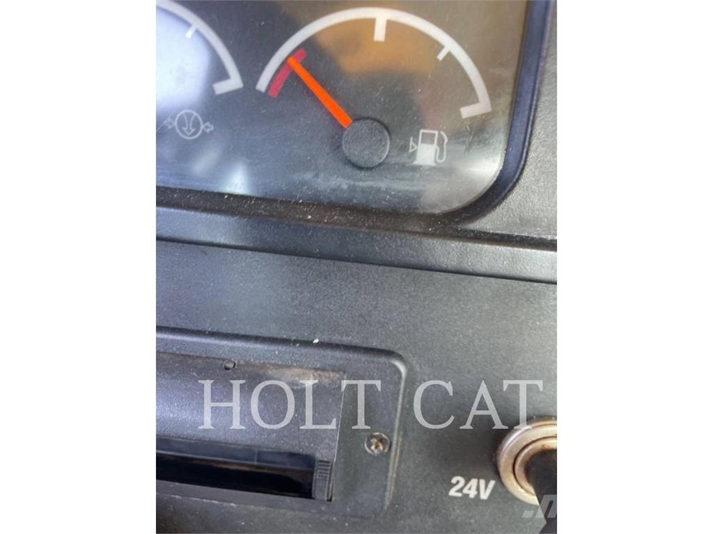 CAT 631G Strgalci