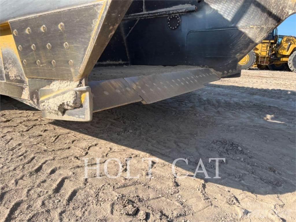CAT 631K Strgalci