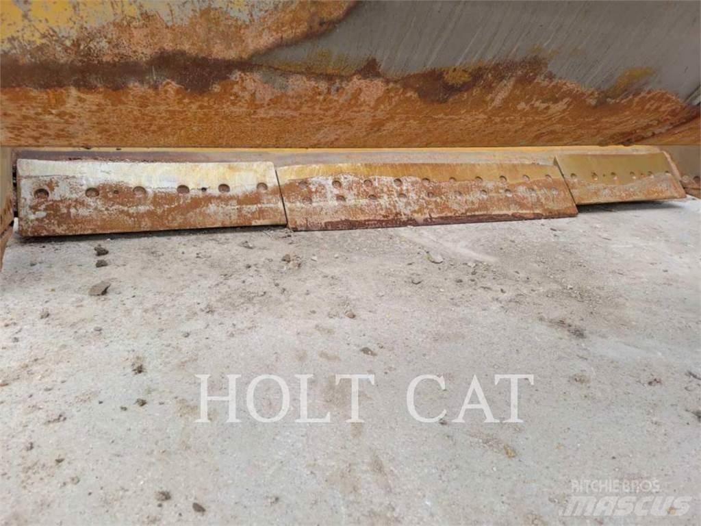 CAT 631K Strgalci