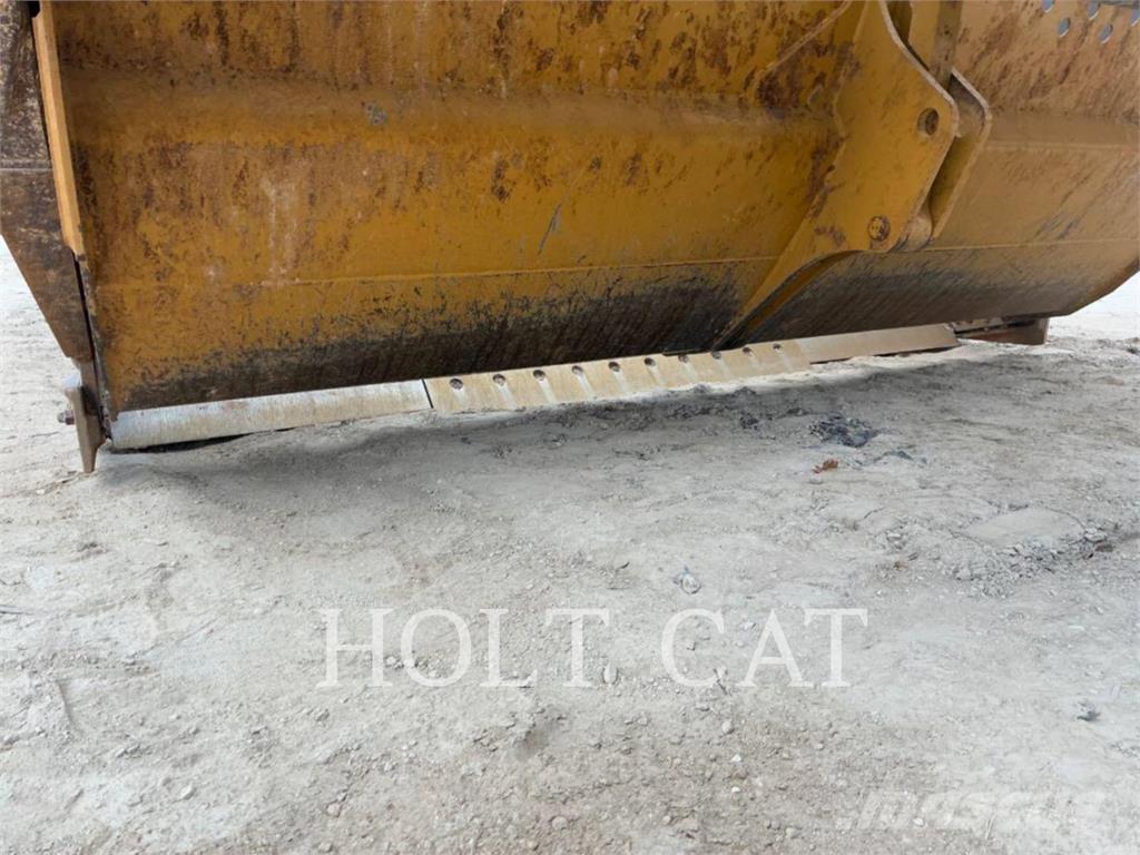 CAT 631K Strgalci