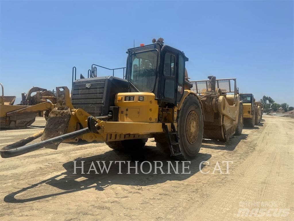 CAT 657 Strgalci