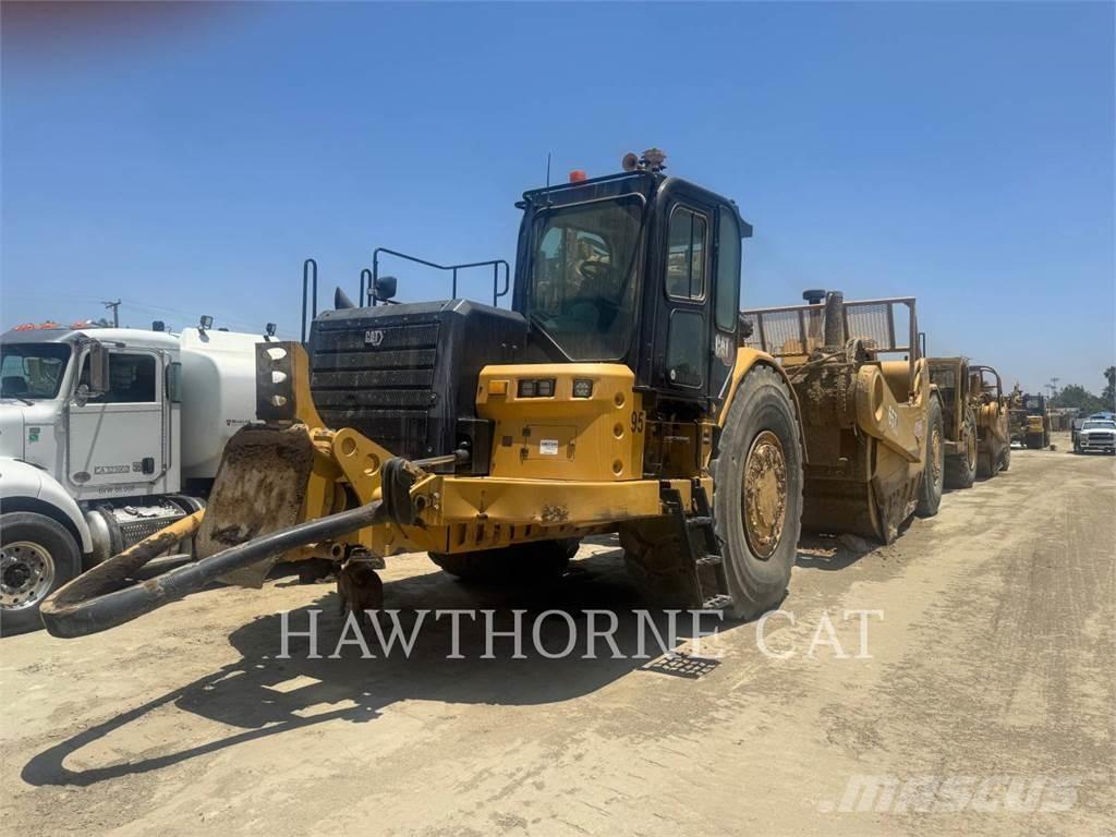 CAT 657 Strgalci