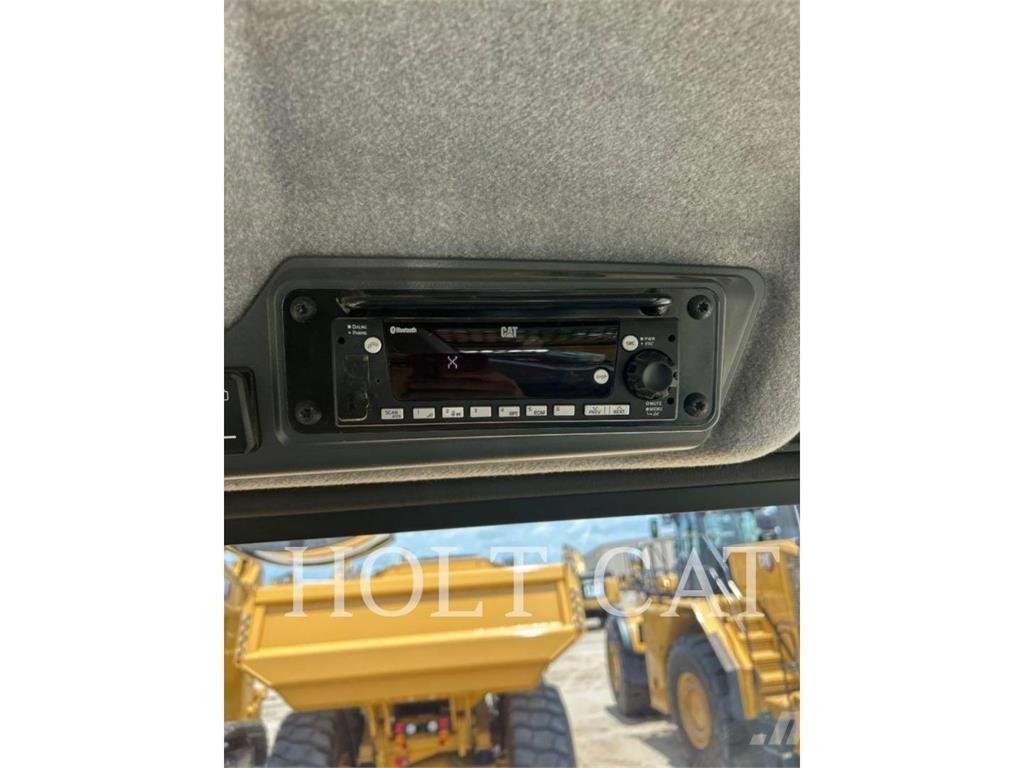 CAT 725 Zglobni demperji