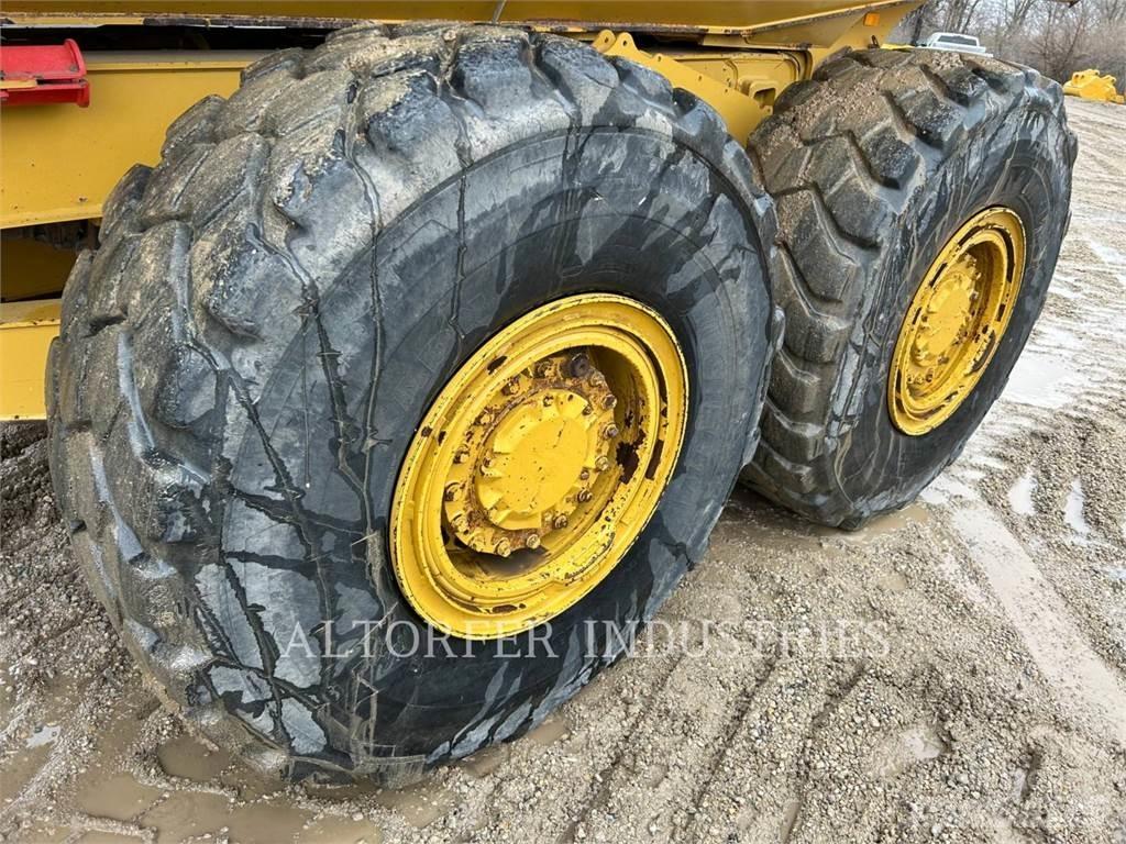 CAT 725C2 Zglobni demperji