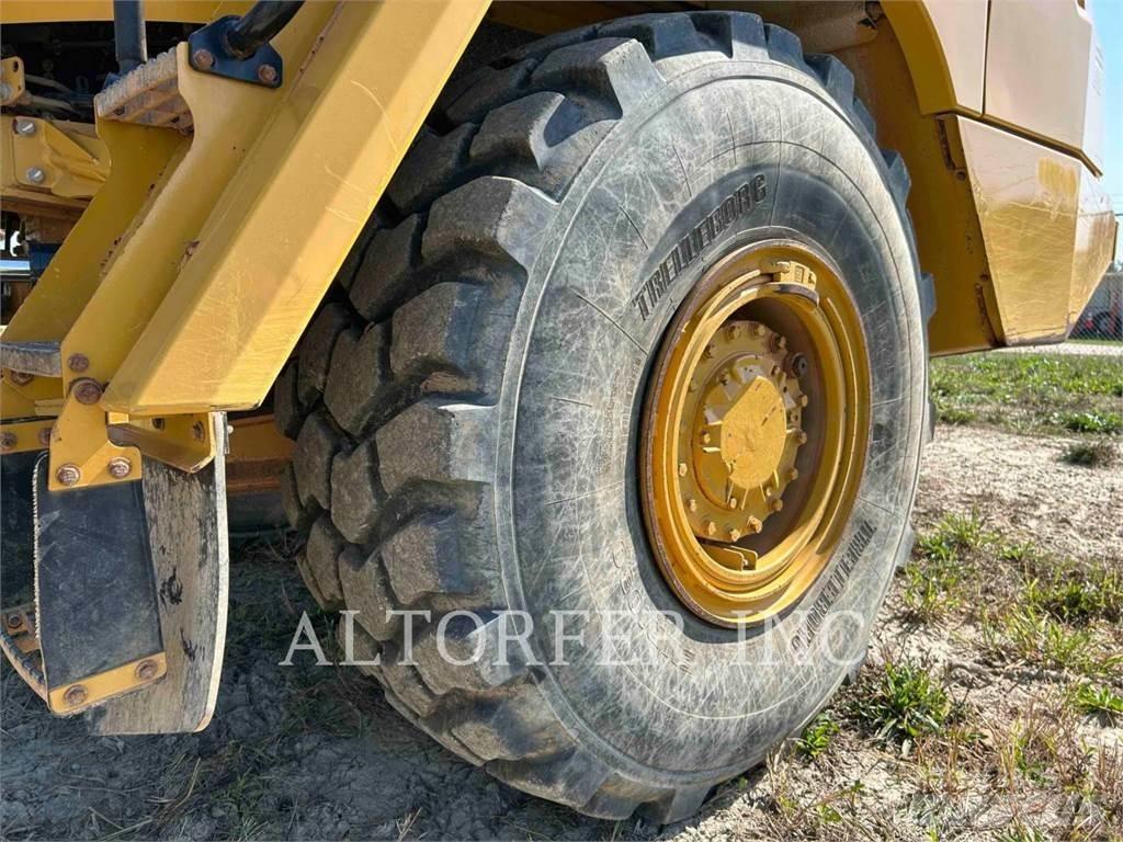 CAT 725C2 Zglobni demperji